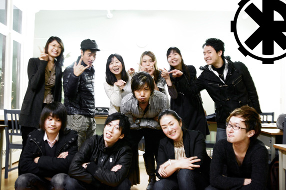 RK ENGLISH by Richard Kawaguchi リチャード 川口 カナダ バンクーバー発 バイリンガル講師陣による日本人のためのネイティブ英語 発音 リスニング 単語 表現 構文 英語脳 TOEIC 英会話 教育 学習 学校 : ABOUT RICHARD KAWAGUCHI / Group Picture